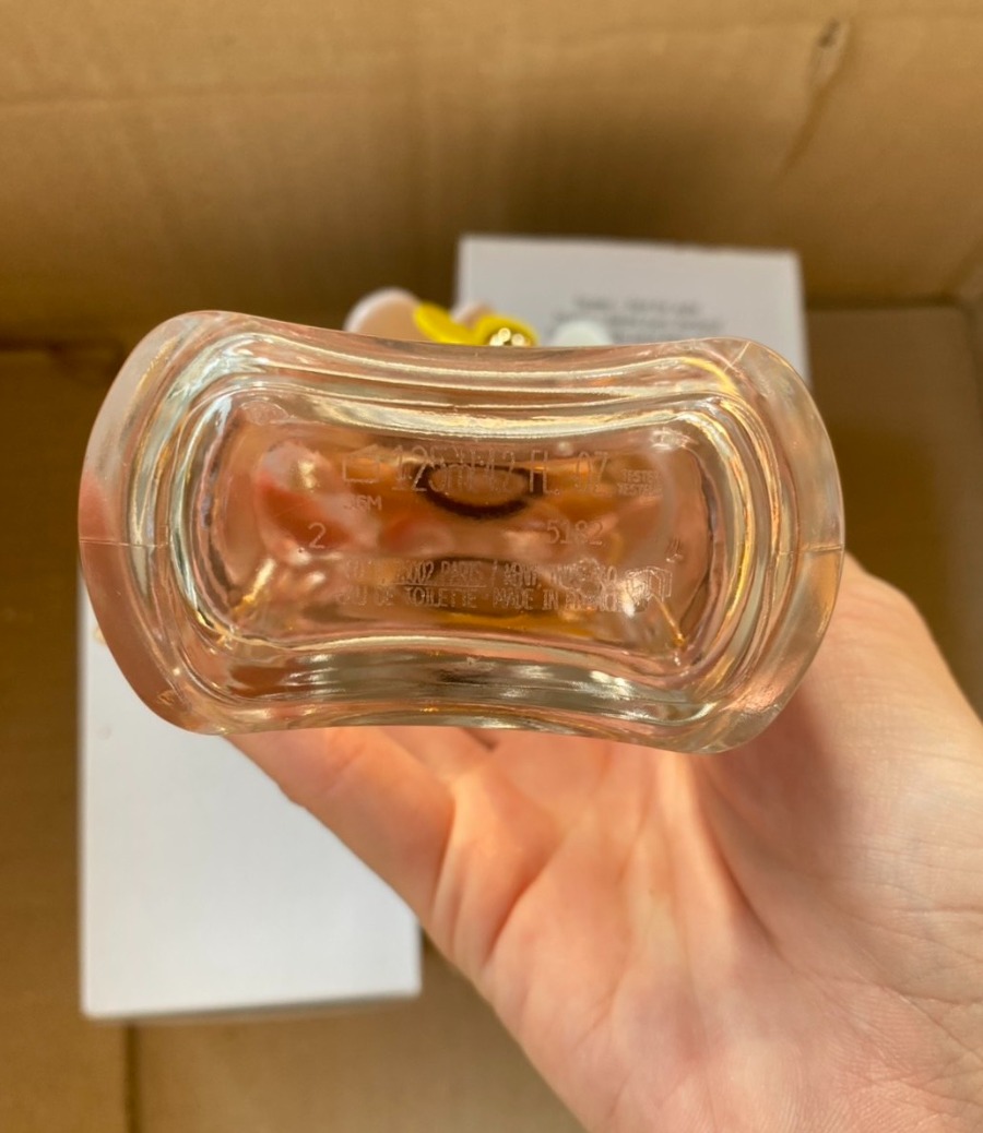 กล่องเทสเตอร์ - Marc Jacobs Daisy Eau So Fresh Eau De Toilette 125ml. (เคาเตอร์ 5,500฿)