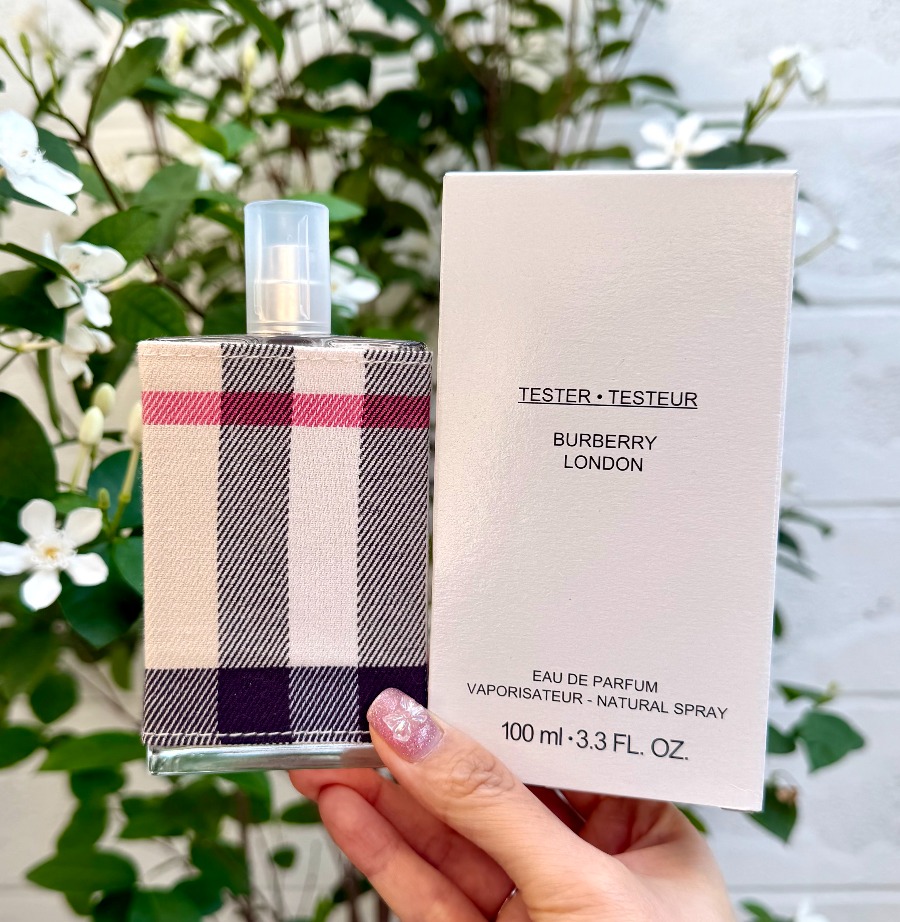 กล่องเทสเตอร์.ไม่มีฝา - Burberry London For Women Eau De Parfum 100ml. (เคาเตอร์ 4,600฿)