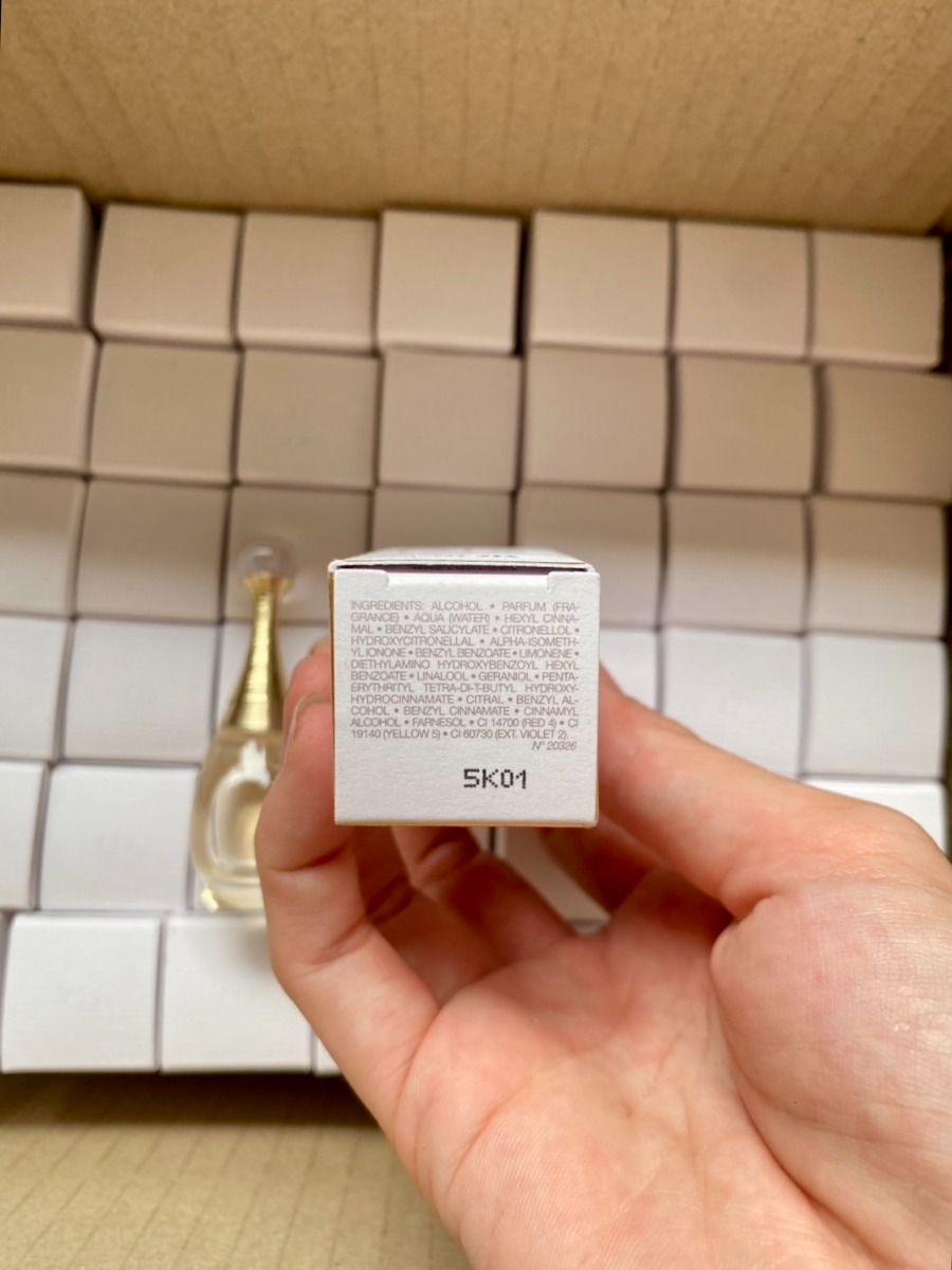 Christian Dior J'adore Eau De Parfum ขนาด 5ml.