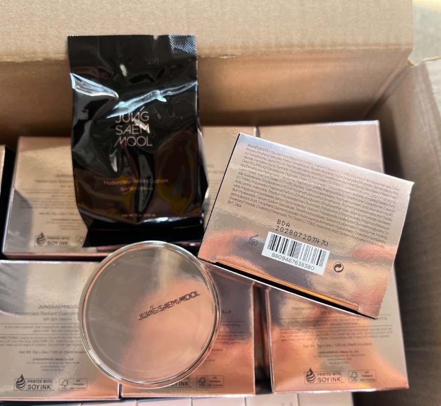 Jung Saem Mool Masterclass Radiant Cushion SPF50+ PA+++ 15g + Refill 15g. #N2 Vanilla (เคาเตอร์ 1,950฿)