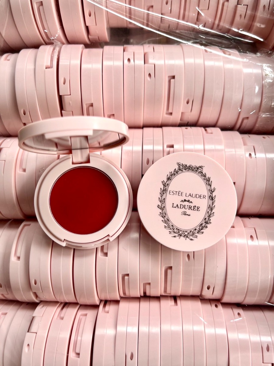 Estee Lauder Pure Color Revitalizing Crystal Balm ขนาดทดลอง 1.6g. #004 Caring Crystal