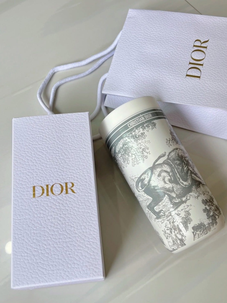 แก้ว Dior Platinum Birthday Gift