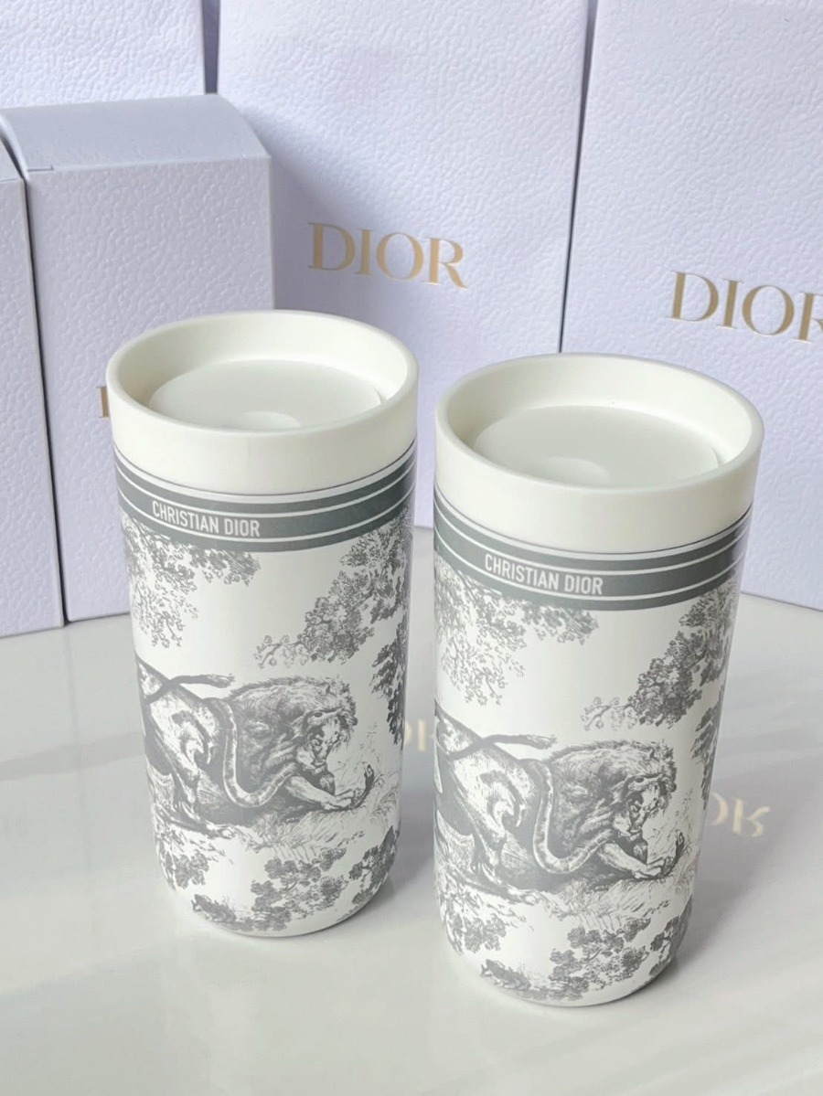 แก้ว Dior Platinum Birthday Gift