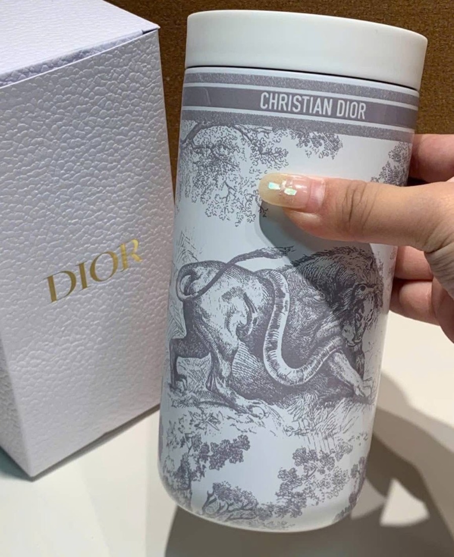 แก้ว Dior Platinum Birthday Gift