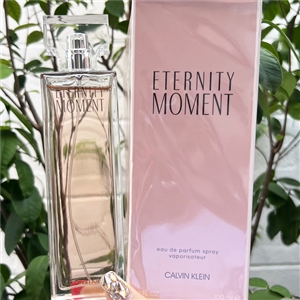 Calvin Klein Eternity Moment For Woman Eau De Parfum 100ml. (เคาเตอร์ 4,370฿)