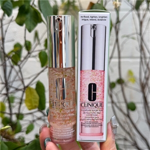 Clinique Moisture Surge Eye Hydro-Filler Concentrate 15ml. (เคาเตอร์ 1,950฿)