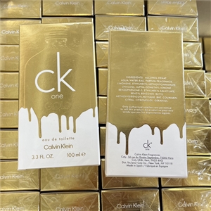 Calvin Klein CK One Gold Eau De Toilette 100ml. (เคาเตอร์ 3,100฿)