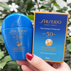 Shiseido Ginza Tokyo The Perfect Protector SPF50+ PA+++ Synchro Shield WetForce x HeatForce 50 ml. สูตรใหม่ (เคาเตอร์ 1,650฿)