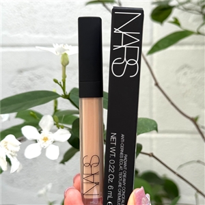 NARS Radiant Creamy Concealer 6ml. #Custard (เคาเตอร์ 1,500฿)