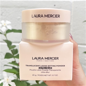 Laura Mercier Ultra-Blur *Translucent Loose Setting Powder ขนาด 20g. (เคาเตอร์ 2,200฿)