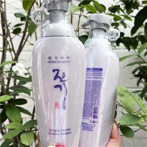 ครีมนวด Daeng Gi Meo Ri Vitalizing Treatment 500 ml.