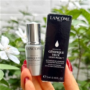อายเซรั่มแบบขวด Lancome Advanced Genifique Yeux Light Pearl Youth Activating Eye And Lash Concentrate 5ml.