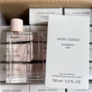 กล่องเทสเตอร์ Burberry Her Eau De Parfum 100ml. (เคาเตอร์ 6,800฿)