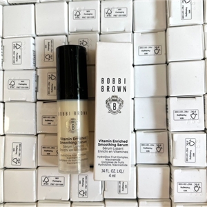 Bobbi Brown Vitamin Enriched Smoothing Serum ขนาด 4ml.