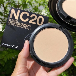 MAC Studio Fix Powder Plus Foundation 15g. (เคาเตอร์ 2,000฿) #NC20 สำหรับ ผิวขาวเหลือง