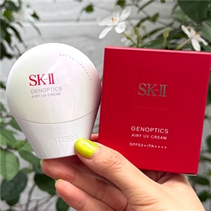 SK-II Genoptics Airy UV Cream SPF50+/PA++++ 30g. (เคาเตอร์ 2,800฿)