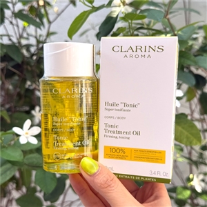 Clarins Tonic Body Treatment Oil 100ml. (เคาเตอร์ 3,100฿)