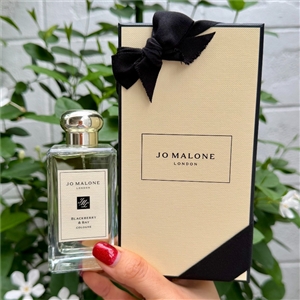(น้ำหอม+กล่อง+โบว์) Jo Malone Blackberry & Bay 100ml. (เคาเตอร์ 6,400฿)