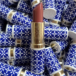 Estee Lauder Pure Color Envy Sculpting Lipstick ไซส์จริง 3.5g. #Blushing Rose (แพ๊คเกจ ลิมิเตด No Box แยกจากเซตมา)