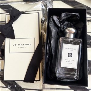 (น้ำหอม+กล่อง+โบว์) - Jo Malone English Pear & Freesia 100ml. (เคาเตอร์ 6,250฿)