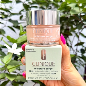 Clinique Moisture Surge 100.-Hour Auto-Replenishing Hydrator ขนาด 50ml. (เคาเตอร์ 1,900฿)