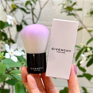 ม่วง Givenchy Lavande Lavender Kabuki Brush