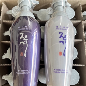 (ม่วง+เทา) Daeng Gi Meo Ri Vitalizing แชมพู 500ml + ทรีตเม้นต์ 500ml