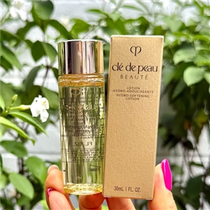 ขวดเหลือง Cle De Peau Beaute Hydro-Softening Lotion 30ml.