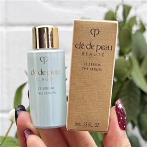Cle De Peau Le Serum 7ml.