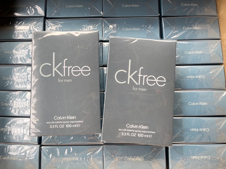 Calvin Klein CK Free for Men Eau De Toilette 100ml. (เคาเตอร์ 3,950฿)