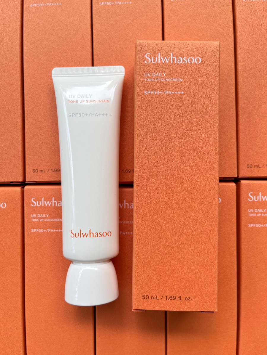 Sulwhasoo UV Daily **Tone Up SPF 50+/PA++++ 50ml (เคาเตอร์ 2,700฿)