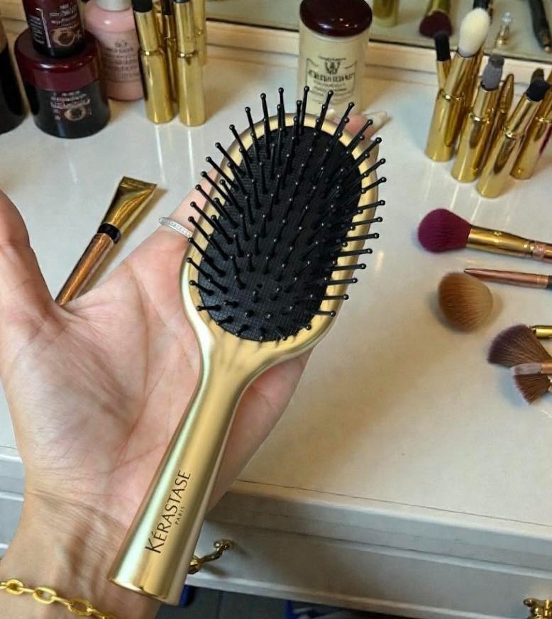 NoBox - หวีทอง KERASTASE Mini Hair Brush