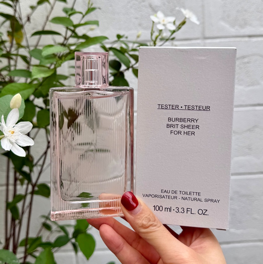 กล่องเทสเตอร์ - Burberry Brit Sheer Eau De Toilette 100ml. (เคาเตอร์ 4,500฿)