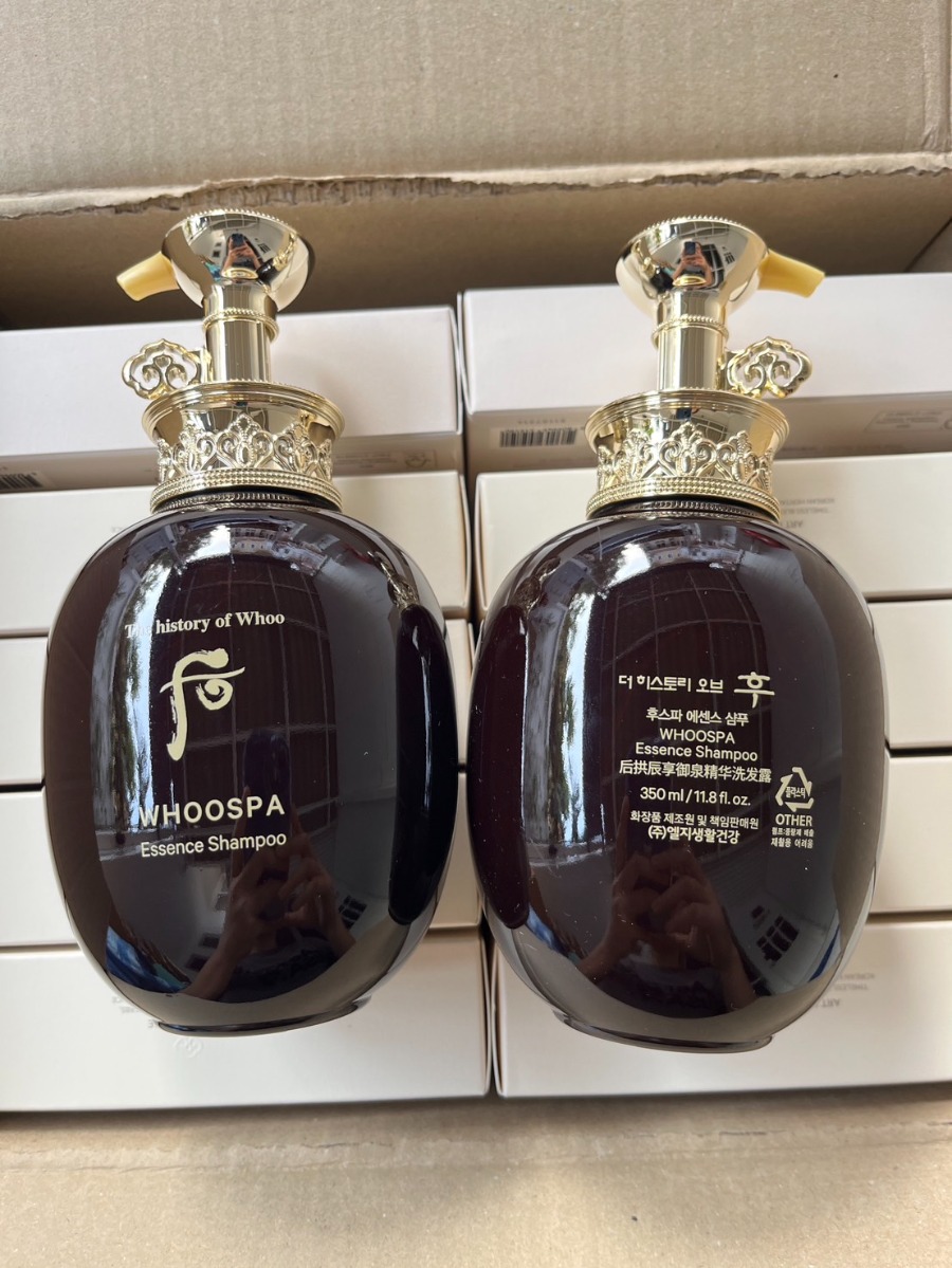 The History of Whoo Whoospa Essence Shampoo 350ml.