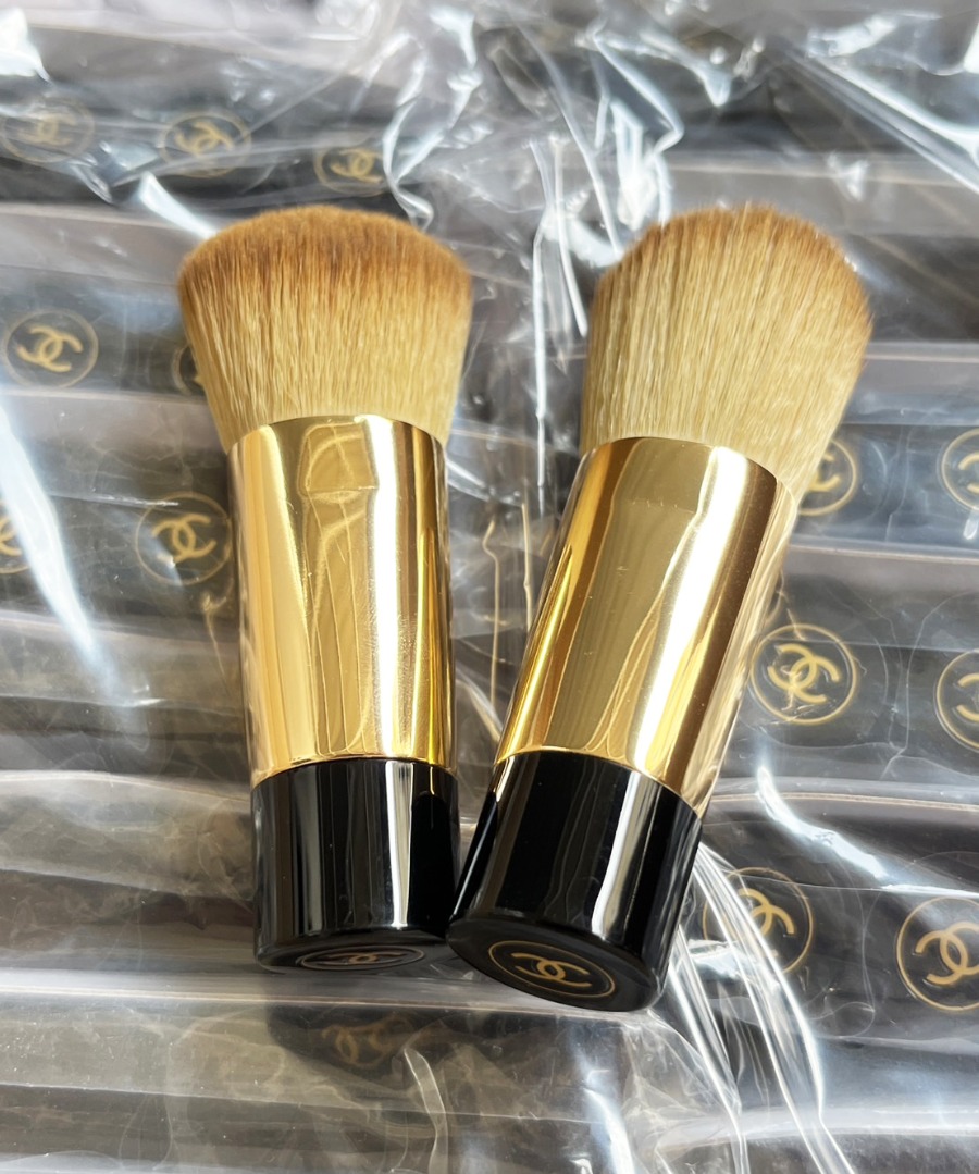 Chanel Mini Foundation Brush