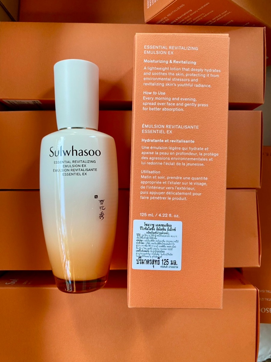 Sulwhasoo Essential Revitalizing Emulsion EX 125ml. (เคาเตอร์ 2,400฿)