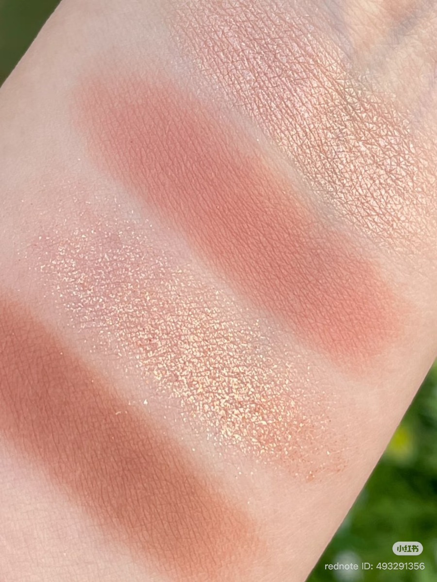 สคบ. Charlotte Tilbury Luxury Palette Eyeshadow 5.2g #Pillow Talk