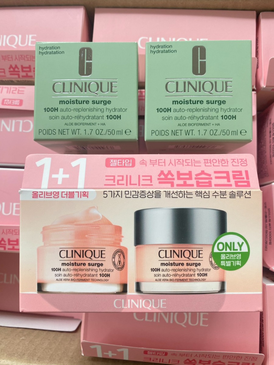 Clinique Moisture Surge 100.-Hour Auto-Replenishing Hydrator ขนาด 50ml. (เคาเตอร์ 1,990฿)