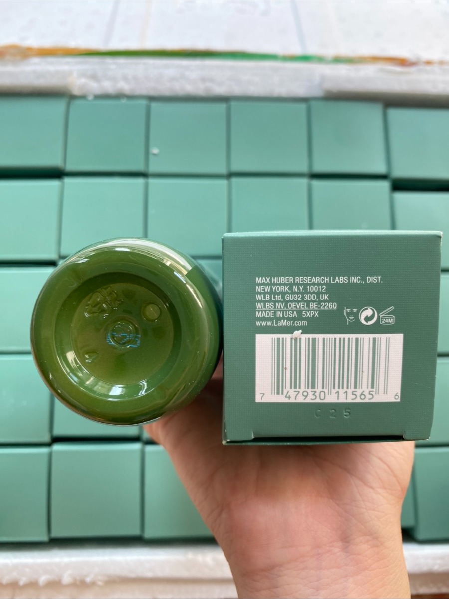 มีกล่อง/ไม่ซีล - La Mer The Hydrating Infused Emulsion 125ml. (เคาเตอร์ 15,000฿)