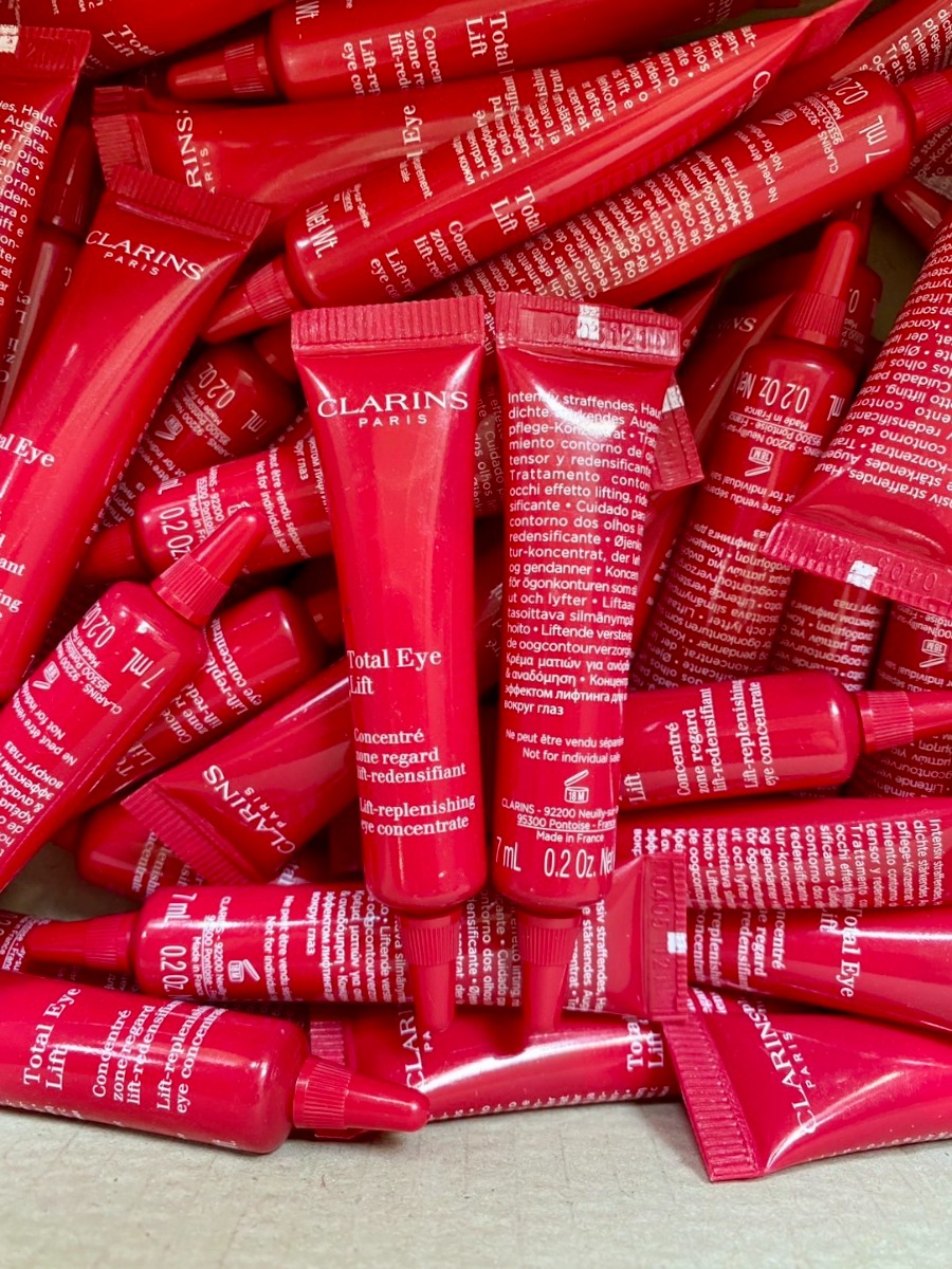 NoBox ไม่มีกล่อง Clarins Total Eye Lift ขนาด 7ml.