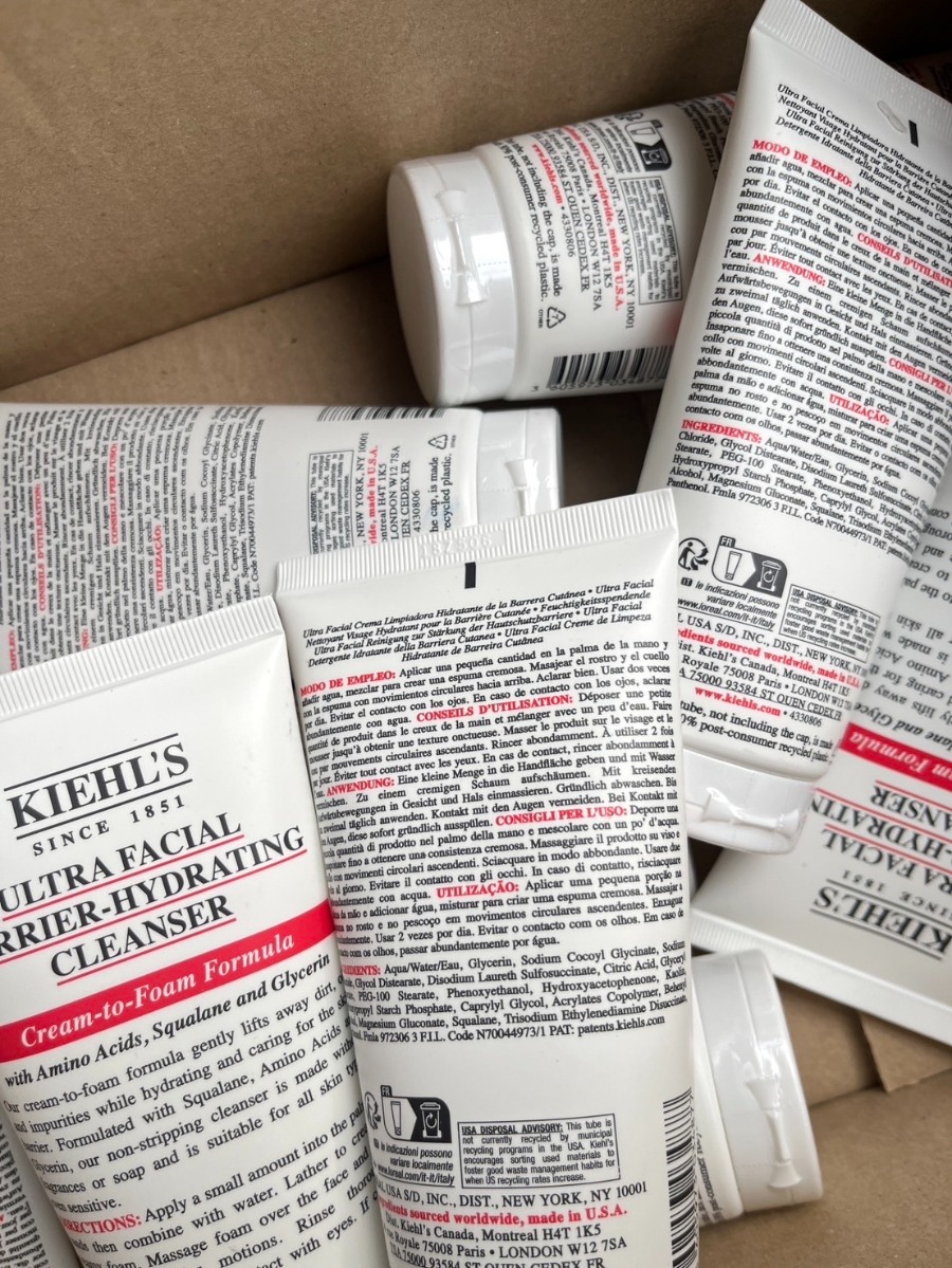 Kiehl's Ultra Facial Barrier-Hydrating Cleanser 150ml. (เคาเตอร์ 1,690฿)