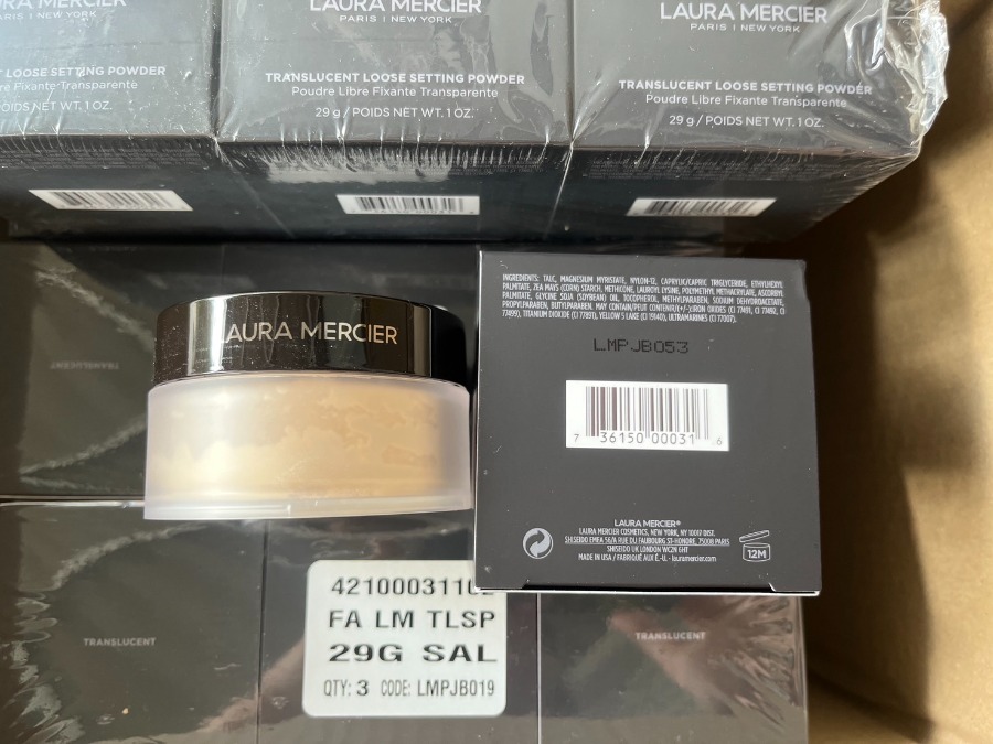 Laura Mercier Loose Setting Powder 29g. #Translucent (เคาเตอร์ 2,100฿)