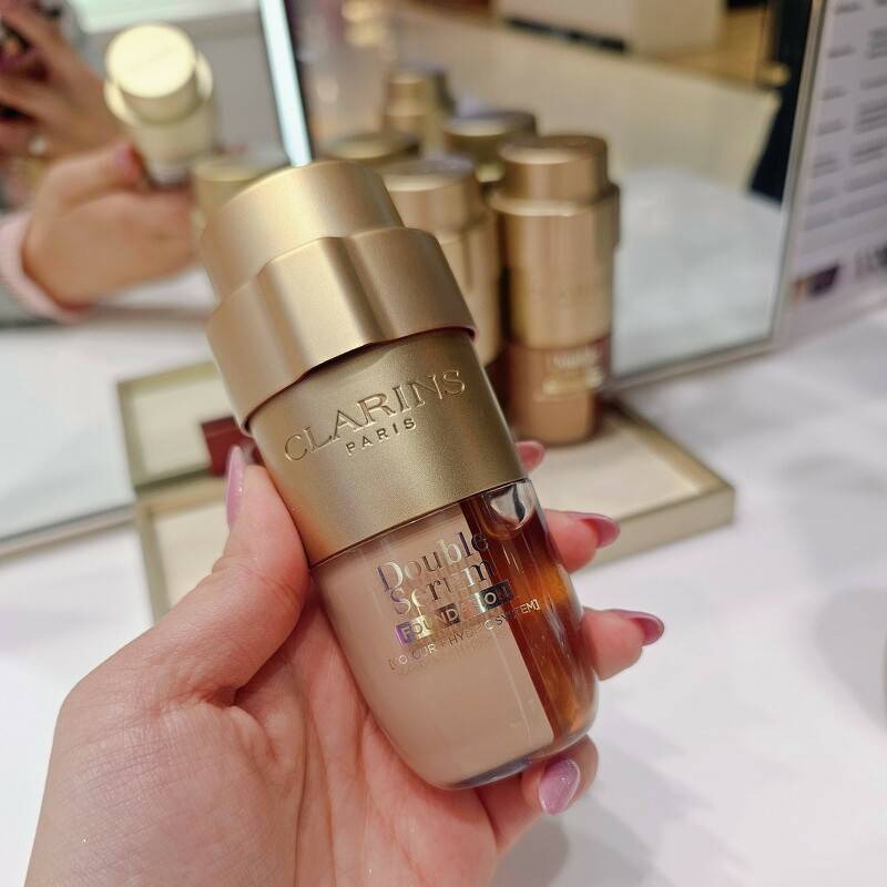 Clarins Double Serum Foundation 30ml. (เคาเตอร์ 2,500฿)