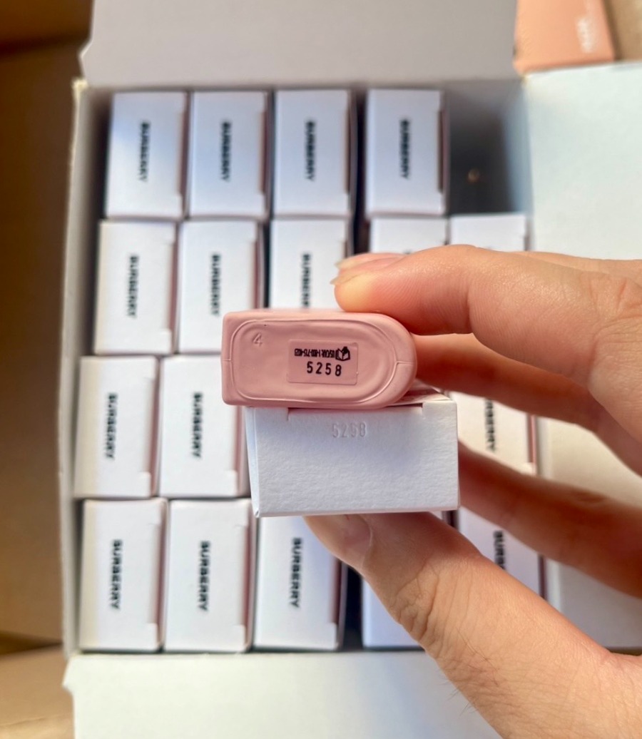 Burberry Her Parfum ขนาด 5ml.