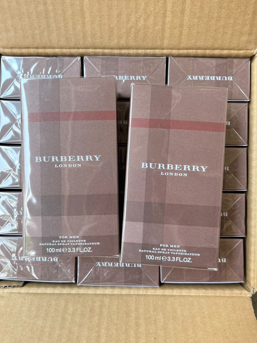 ซีลน้ำตาล Burberry London Men Eau de Toilette 100ml. (เคาเตอร์ 4,600฿)