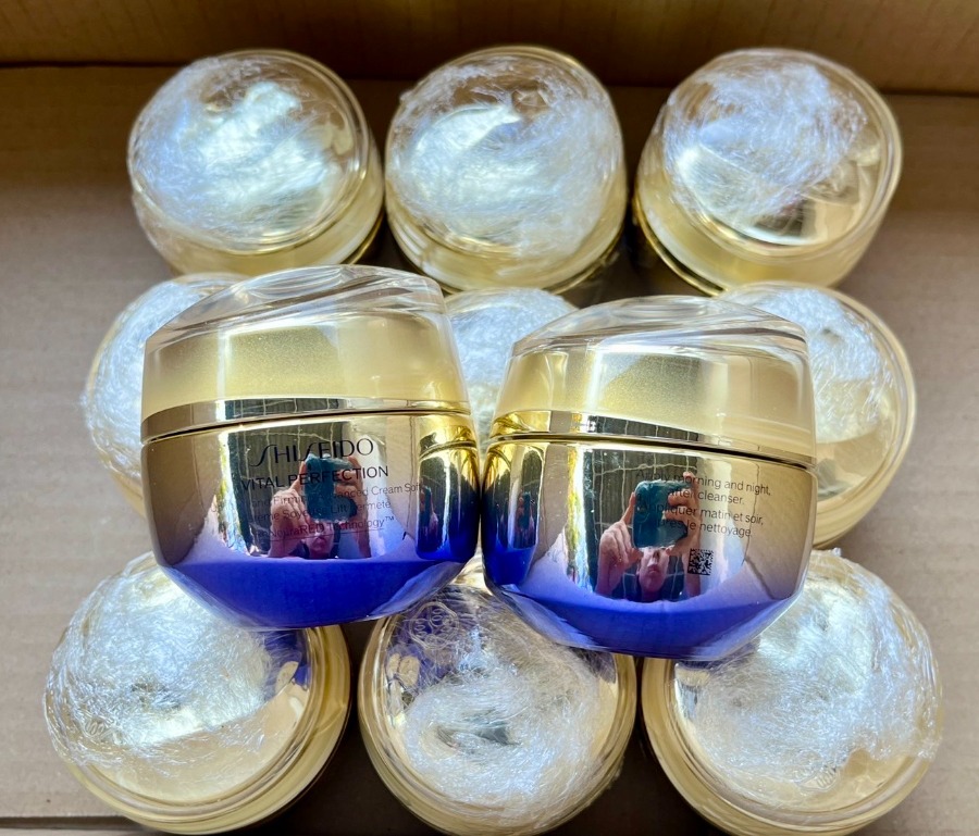 NoBoxไม่มีกล่อง - Shiseido Vital Perfection Uplifting and Firming Advanced Cream Soft 50ml. (เคาเตอร์ 4,500฿)